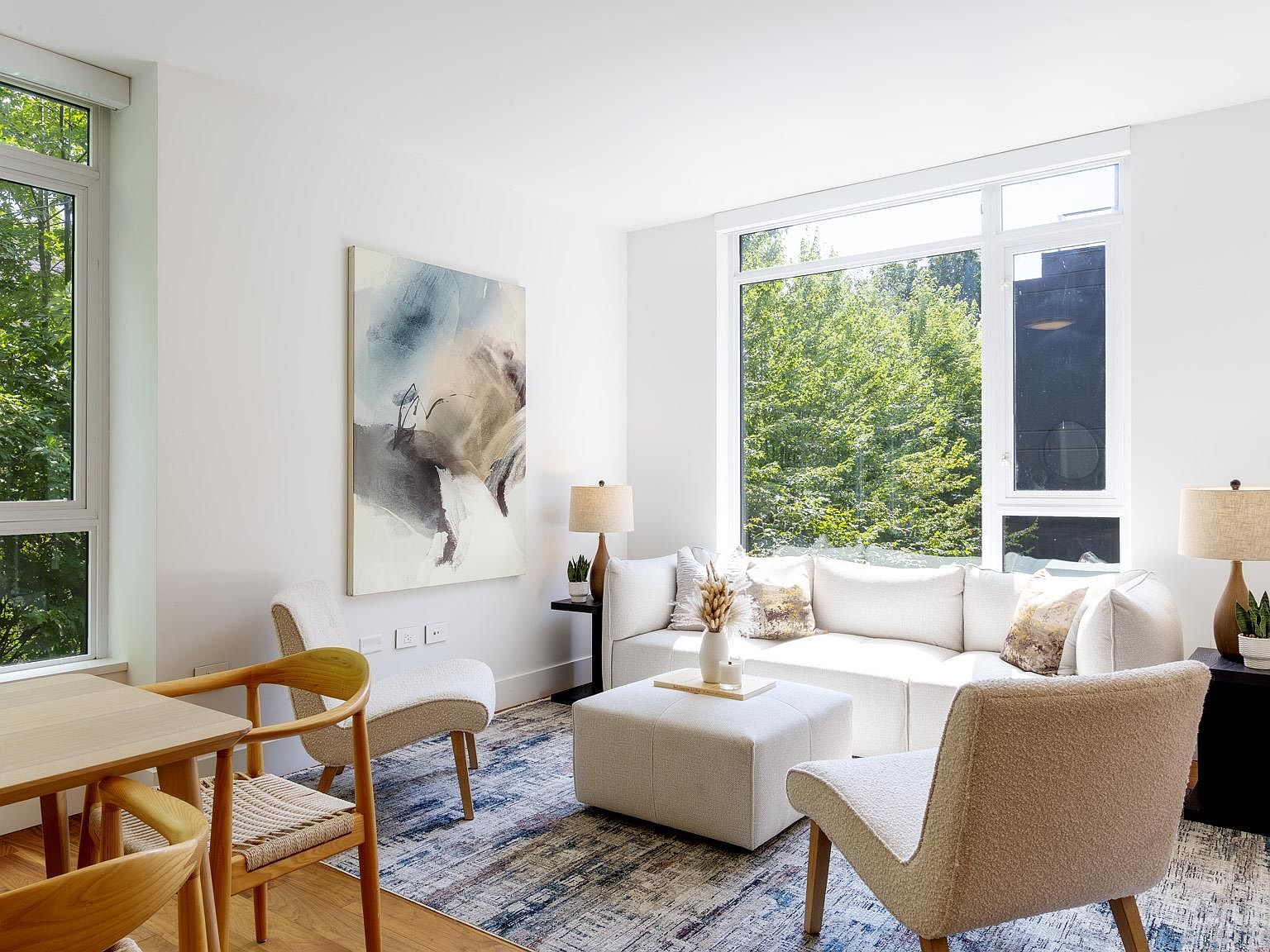 7428 Alberta St #206