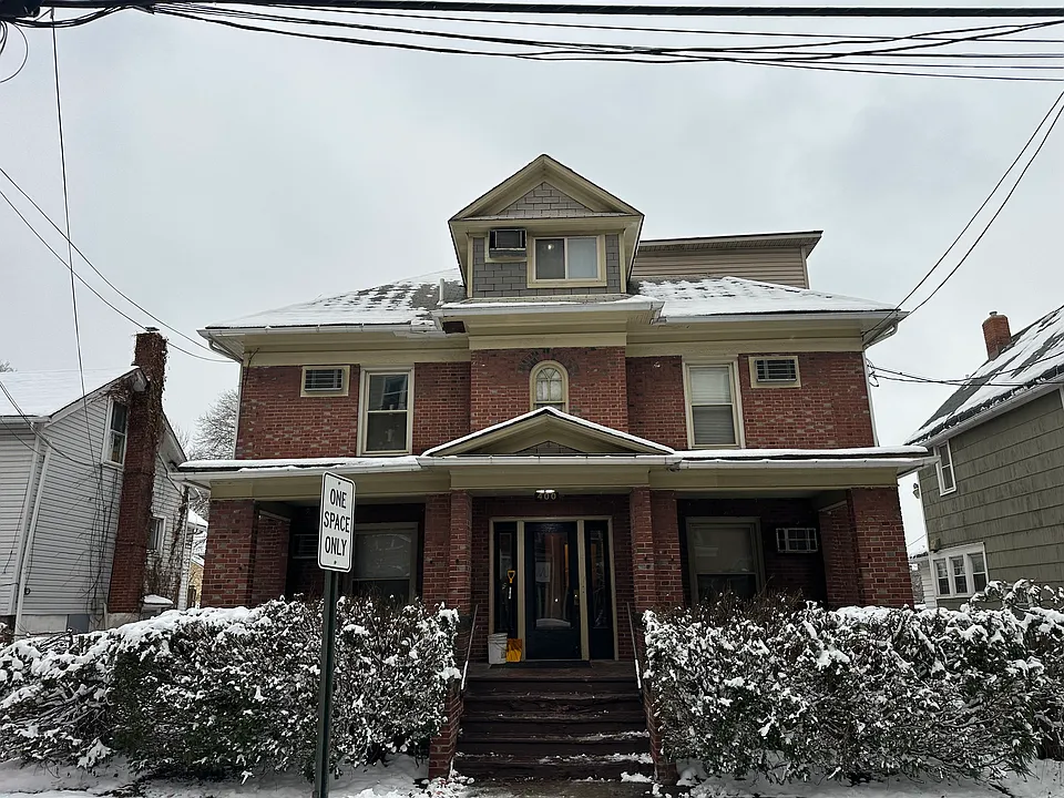 400 Sumner St #6