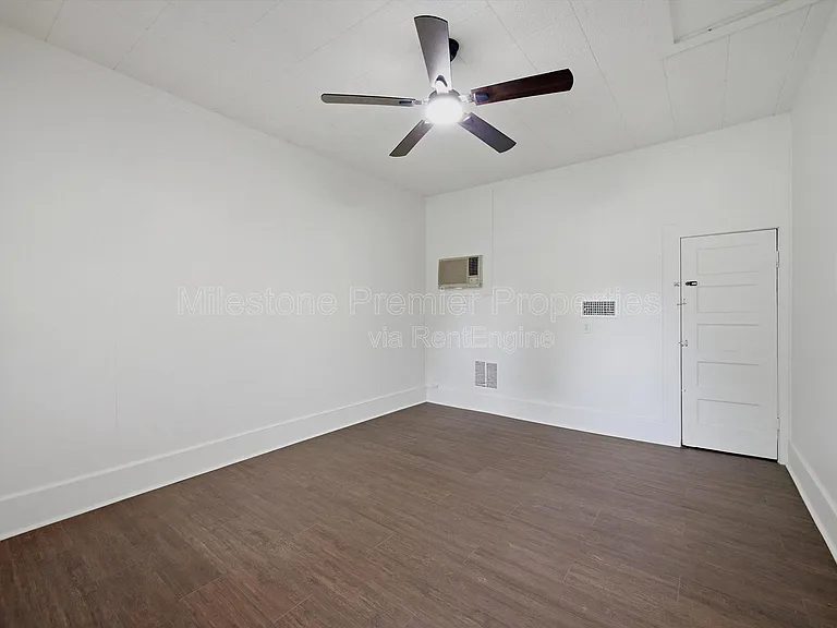 1008 W Morgan St — Photo 19