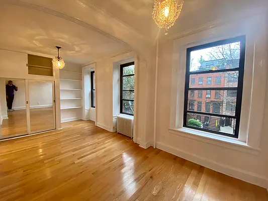 Rented by Highline Residential | media 11