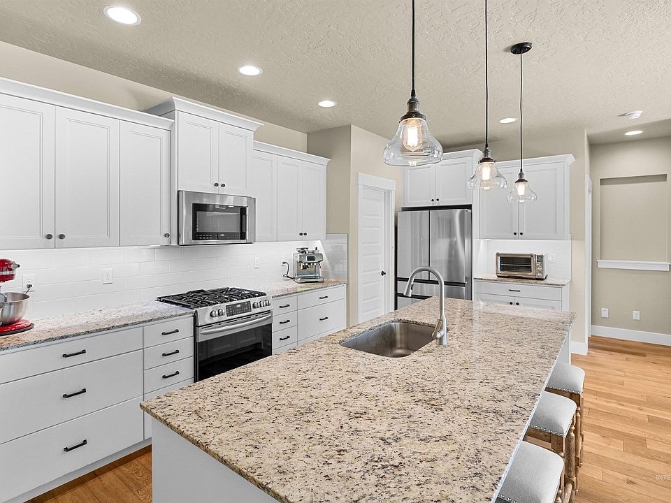 1st image of 2880 S Canonero Way