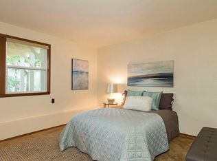 2633 NW 86th St, Seattle, WA 98117
