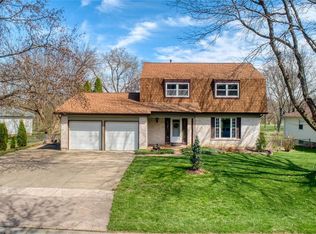 5 River Boat Ct, Saint Peters, MO