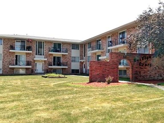 2nd image of 2401 Rocklyn Dr #19