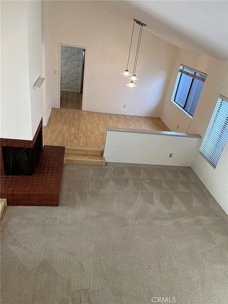 3 bed, 2309 sqft, $8,200 — Photo 4