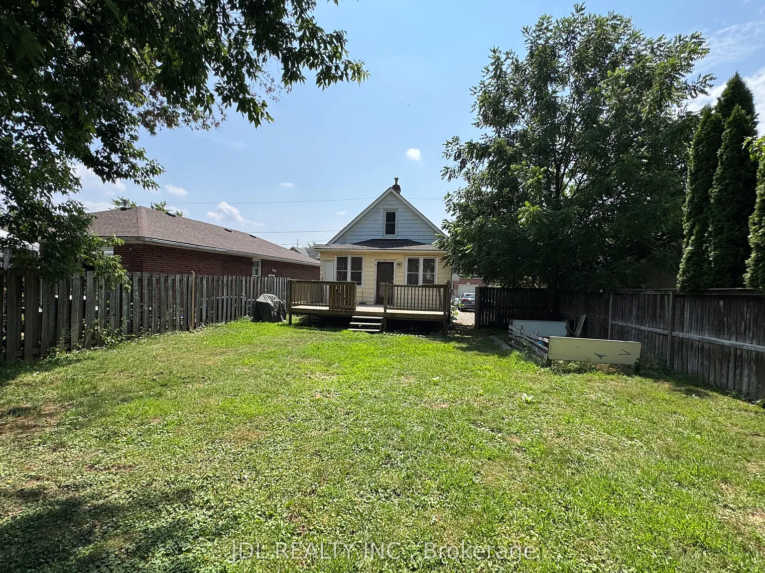 4 bed, $2,100 — Photo 3