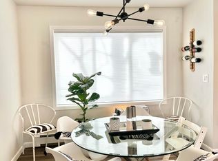 1844 Rogers Park Ct, Anchorage, AK 99508