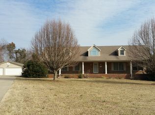 2006 Primrose Pl, Chapel Hill, TN 37034