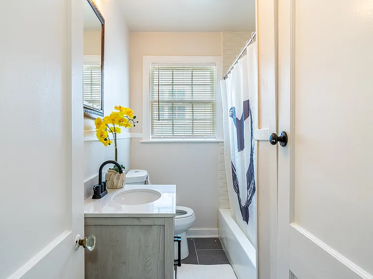 2817 23rd St W — Photo 14