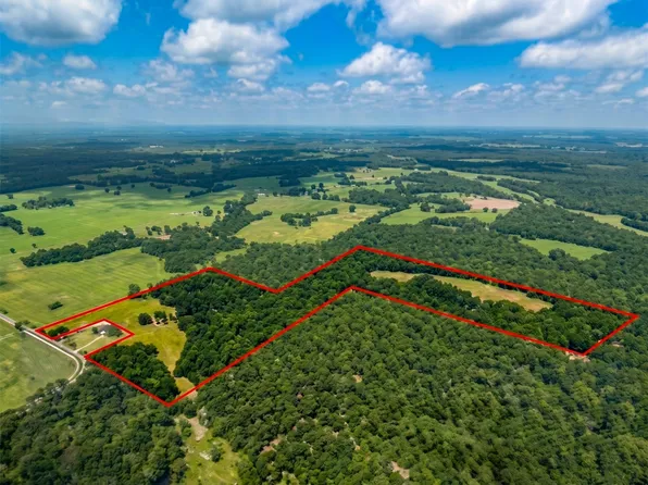958 County Road 37000, Sumner, TX 75486