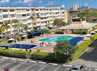215 SE 3rd Ave APT 101A, Hallandale, FL 33009