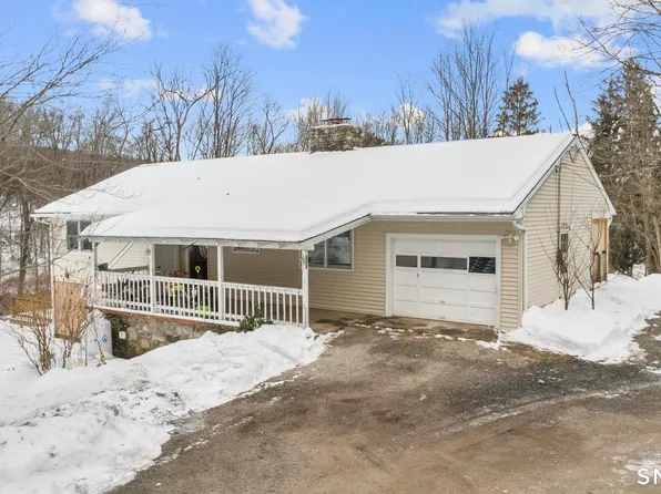 334 Oxford Road, Oxford, CT 06478