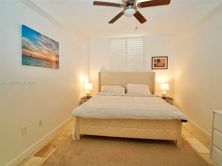 1900 Van Buren St #118B — Photo 9
