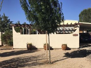 17372 E Trails End Rd, Mayer, AZ 86333