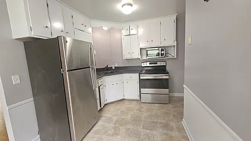 3 bed, 2.0 bath, 1225 sqft, $2,095 Photo 1