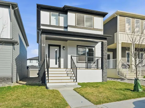 46 Versant Vw SW, Calgary, AB T2Y 0S8