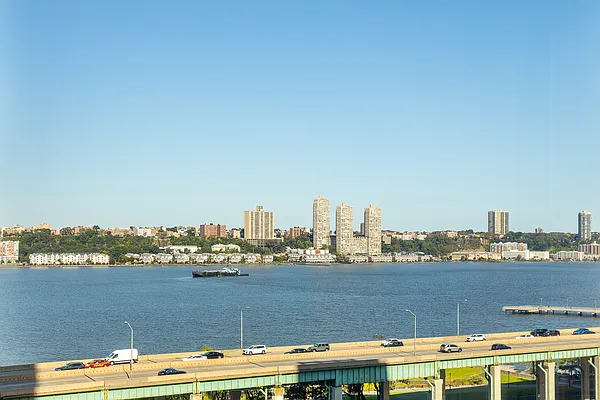 Sold by BLU Real Estate | media 17