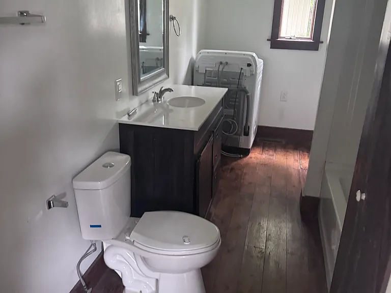 421 Market St — Photo 5