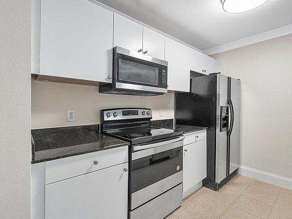 5th image of 1760 Palm Cove Boulevard #5-307