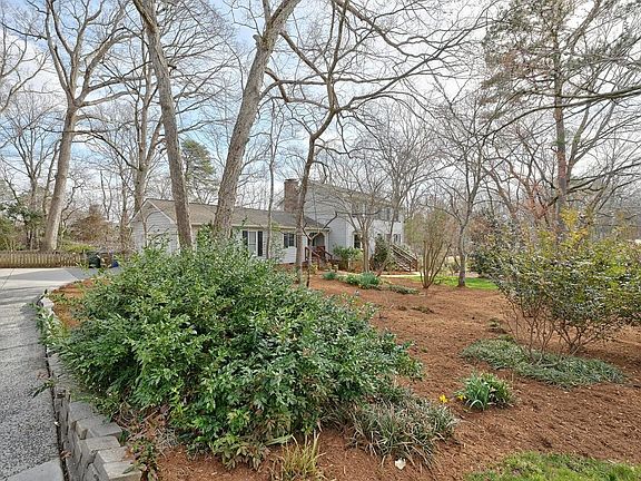 4th image of 5324 Fairoaks Rd