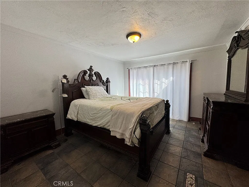 3 bed, 1492 sqft, $1,300 — Photo 3