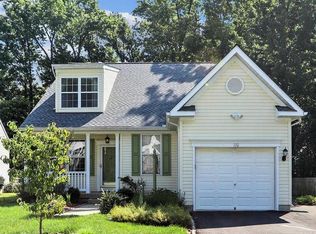 110 Chessie Ct, Chester, MD 21619