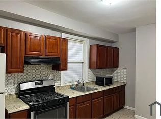 95 Fabyan Pl #5D, Newark, NJ 07112