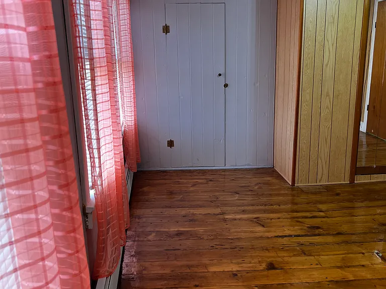 47 Cedar Aly — Photo 16