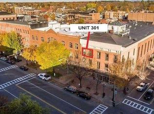 5 Spring St APT 301, Saratoga Springs, NY 12866