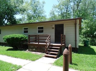 711 W Bergera Rd #1, Braidwood, IL 60408