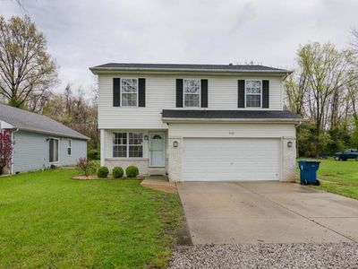 710 Cherry St, Lebanon, IL, 62254