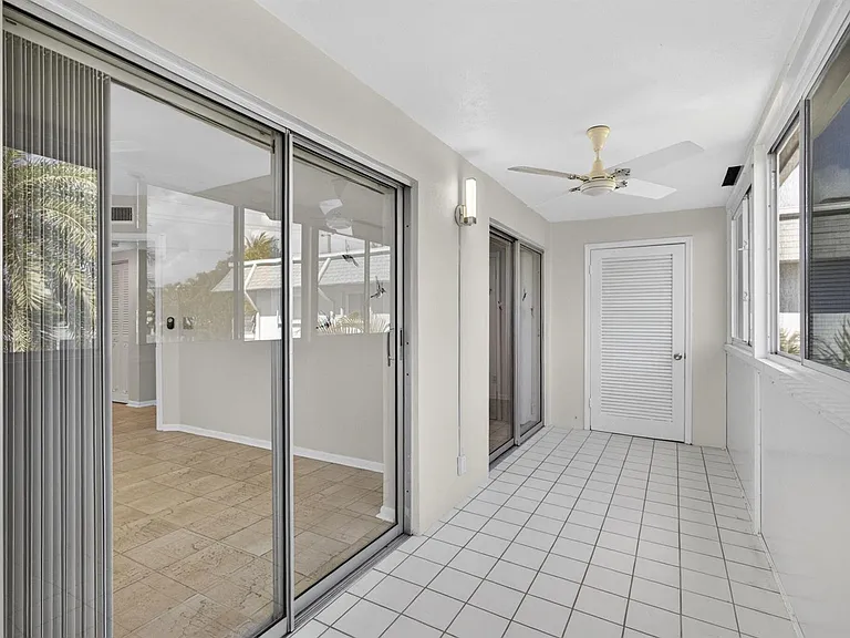 3402 Cynthia Ln #201 — Photo 40