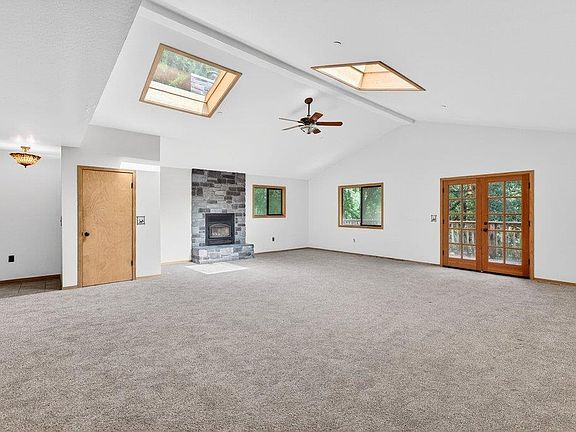 5th image of 13033 Lompico Rd