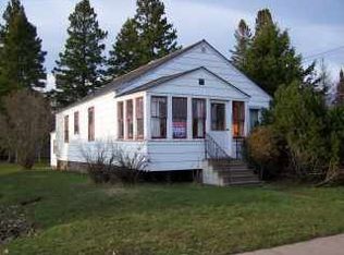 1011 Hancock St, Wakefield, MI 49968