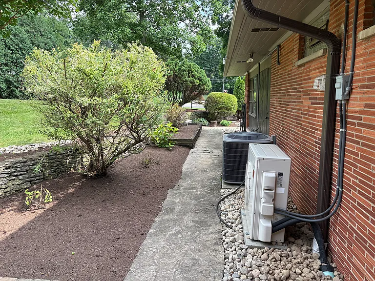 3361 Blossom Heath Rd — Photo 22