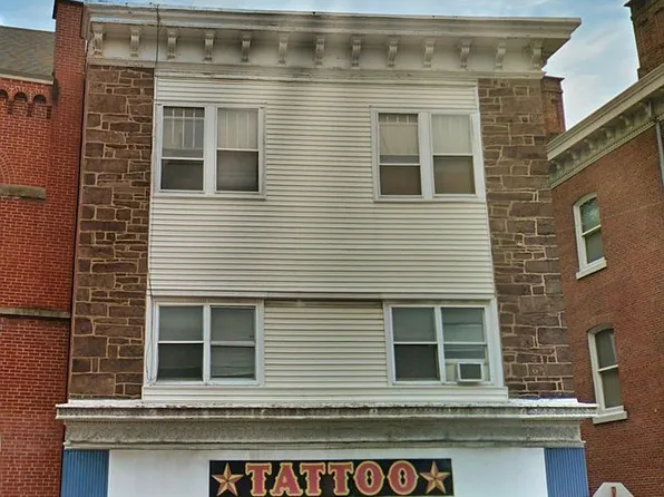 303 S Centre St, Pottsville, PA 17901