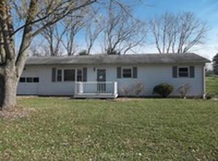 470 Boca Chica Dr, Zanesville, OH 43701