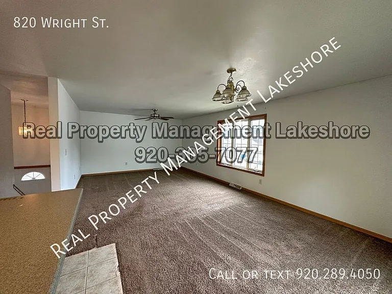 820 Wright St — Photo 9