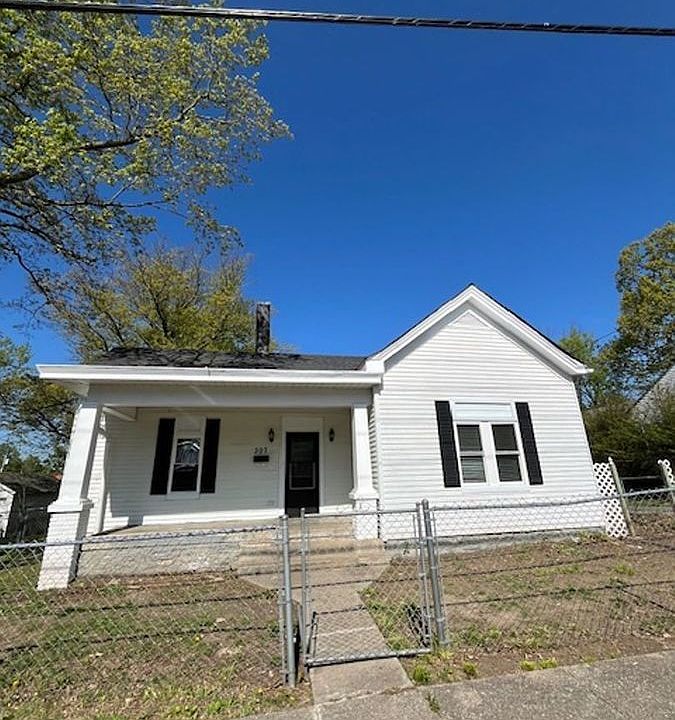 1st image of 307 N Central Ave