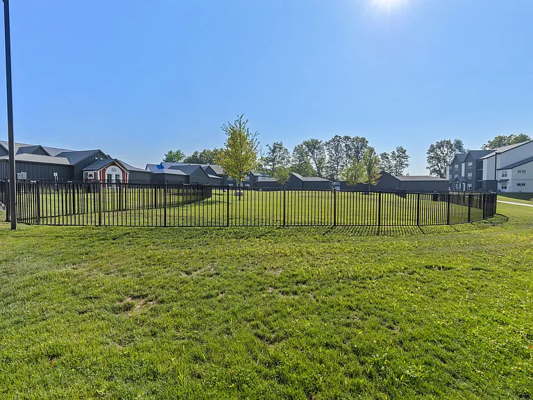 River Birch Apartment Homes — Photo 40