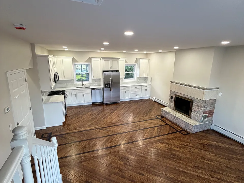 501 Taylor Ave #2