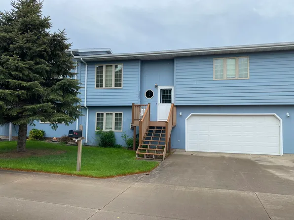 1402 N Harrison Ave, Pierre, SD 57501