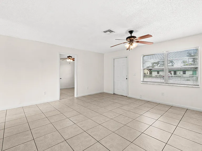 4807 Gulfstream Rd — Photo 5
