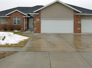 707 10th Ave, Kearney, NE 68845