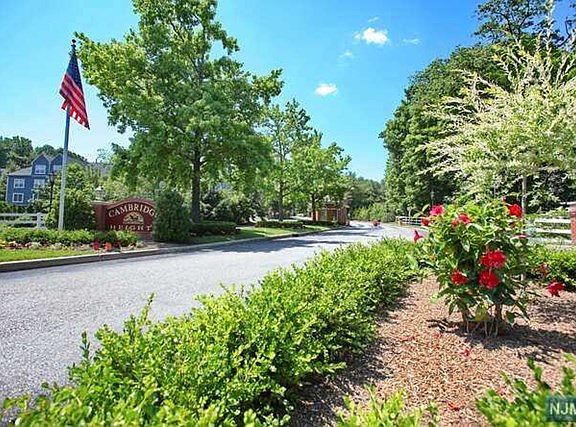 2nd image of 248 Cambridge Dr