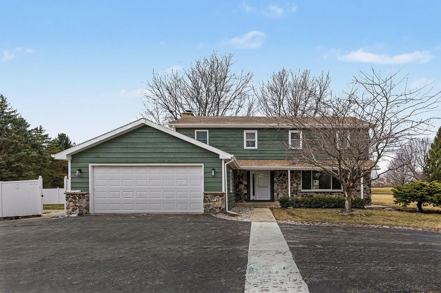 3002 N Maple Tree Ln photo 1
