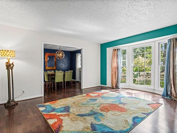4th image of 5932 Easy Ct