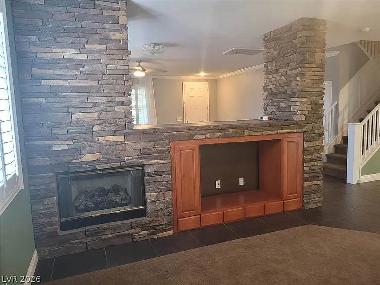11078 Village Crest Ln — Photo 8