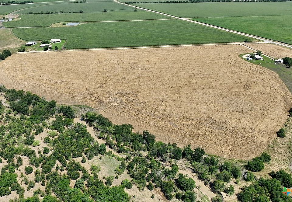 2nd image of 1172 County Road 133