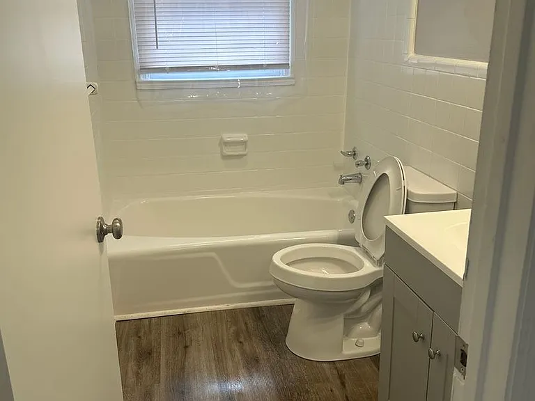 Carrington Woods Apartments — Photo 13